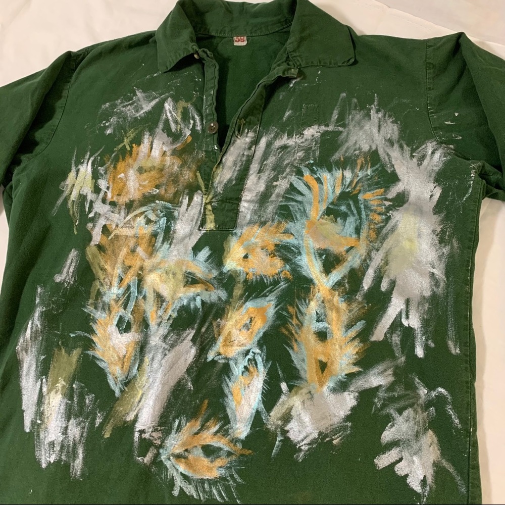 Artisan Lovely Star Green Long Sleeve Painted Shirt with Abstract Artwork